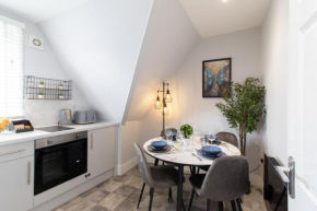 Open Mind Leisure - Luxurious & Cosy Flat